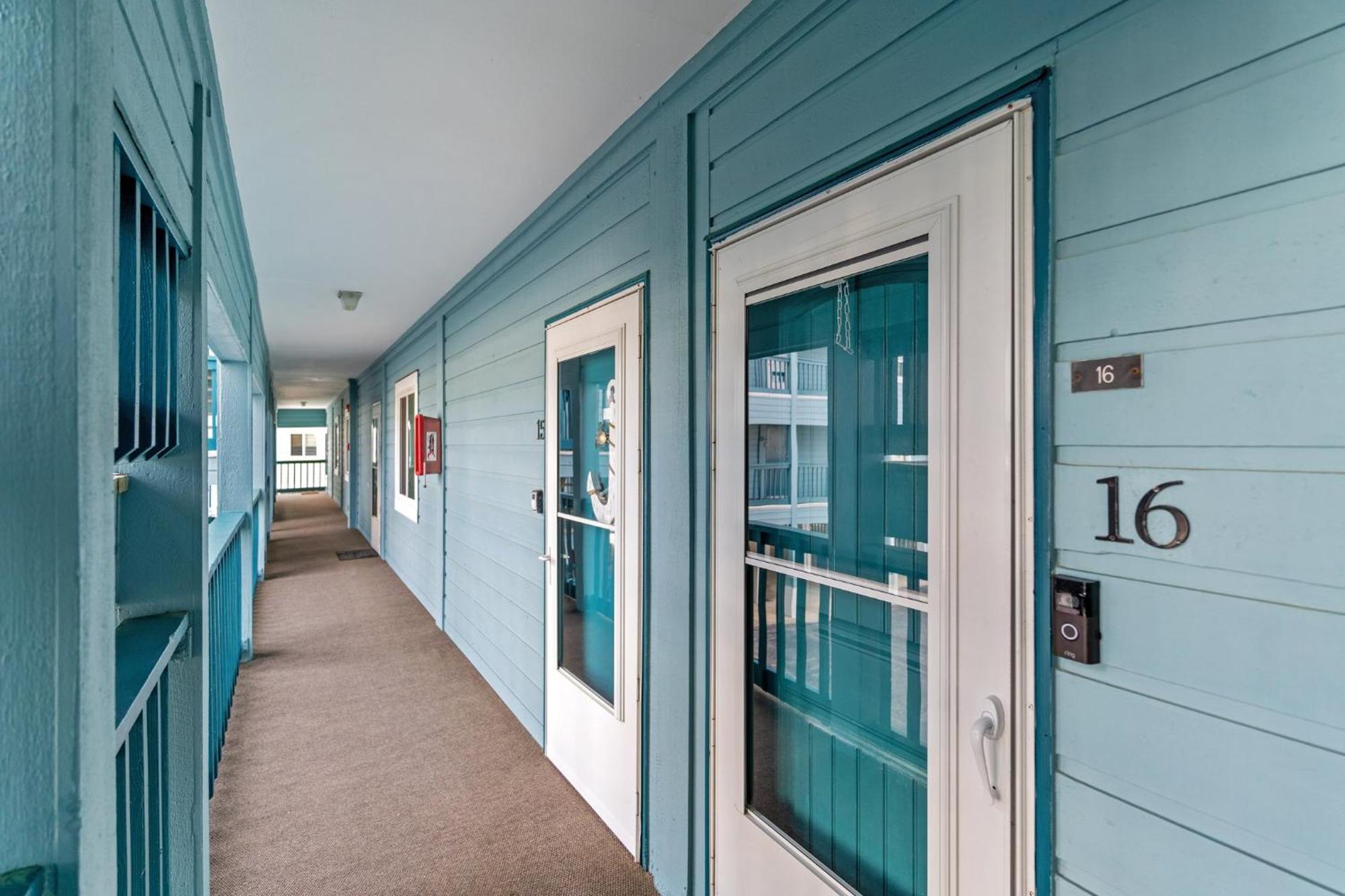 Hang Ten Hideaway, Pool, Condo, Parking - 6 Person Max Occupancy Carolina Beach Zewnętrze zdjęcie